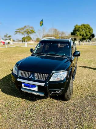 MITSUBISHI PAJERO TR4 2.0 4X4 16V 140CV FLEX 4P AUTOMÁTICO
